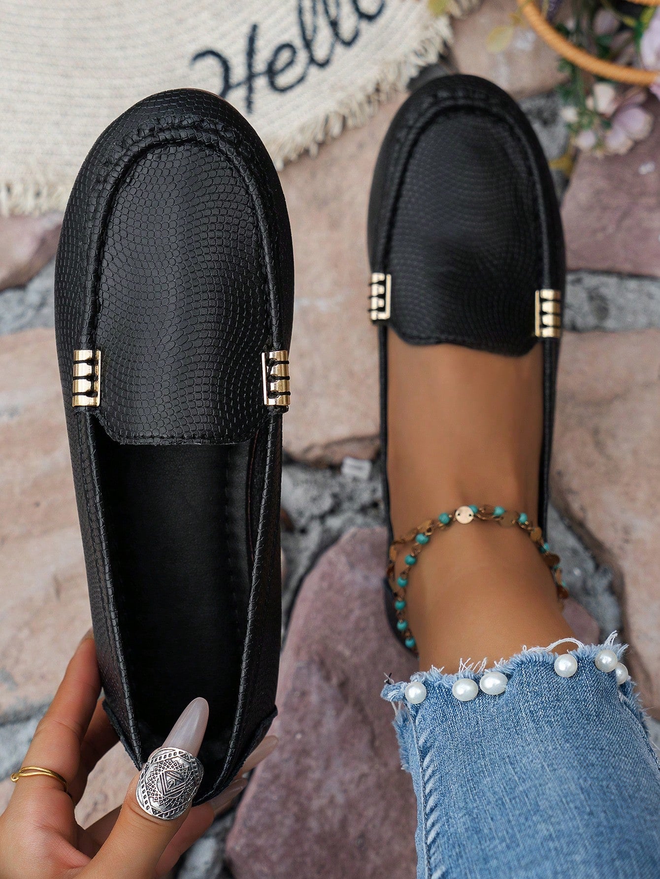 2024 New Arrival Women's Flat Loafers, Low Cut Slip-On Driving Shoes, Large Size Casual Suede Leather Shoes For Mom