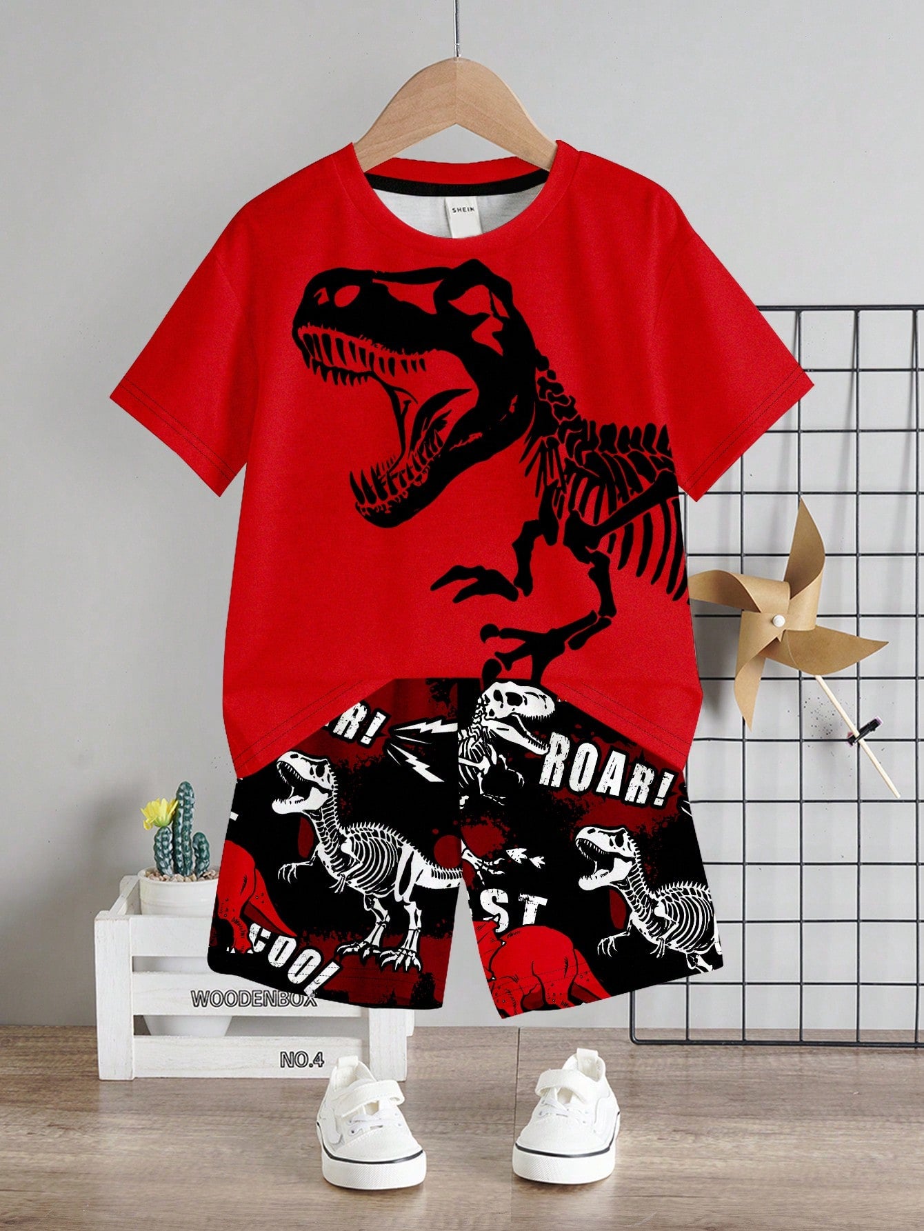 Young Boy Casual Cartoon Animal Patterned Short Sleeve T-Shirt And Shorts Set, Summer