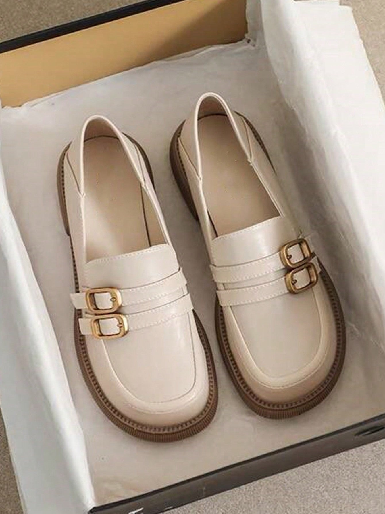 White Leather Flats Women 2024 Summer New British Style Casual Loafers Large Size Womens Shoes 41-43