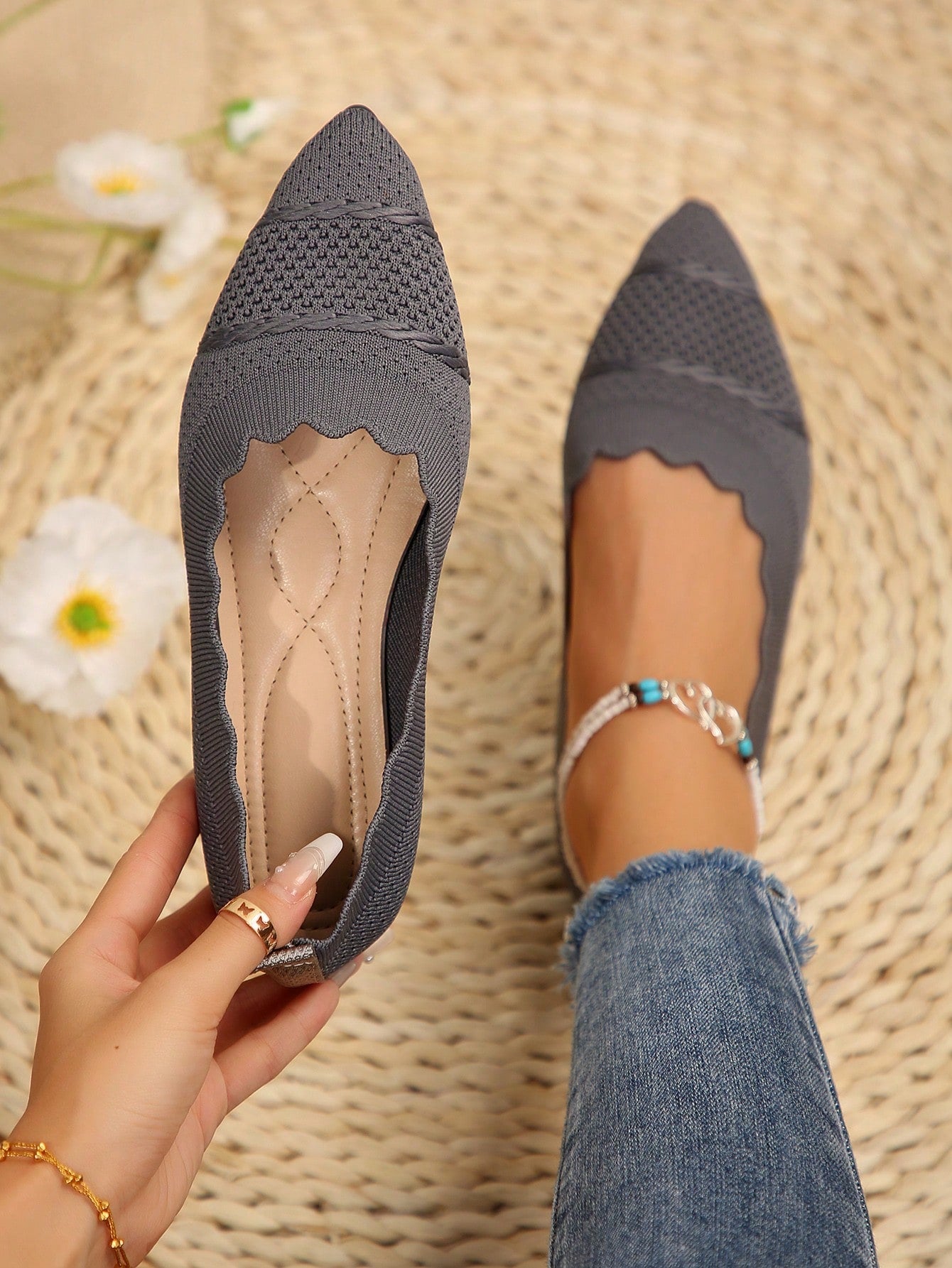 Women's Solid Color Flats, Breathable Soft Woven Sneakers, Lightweight And Comfortable Shoes