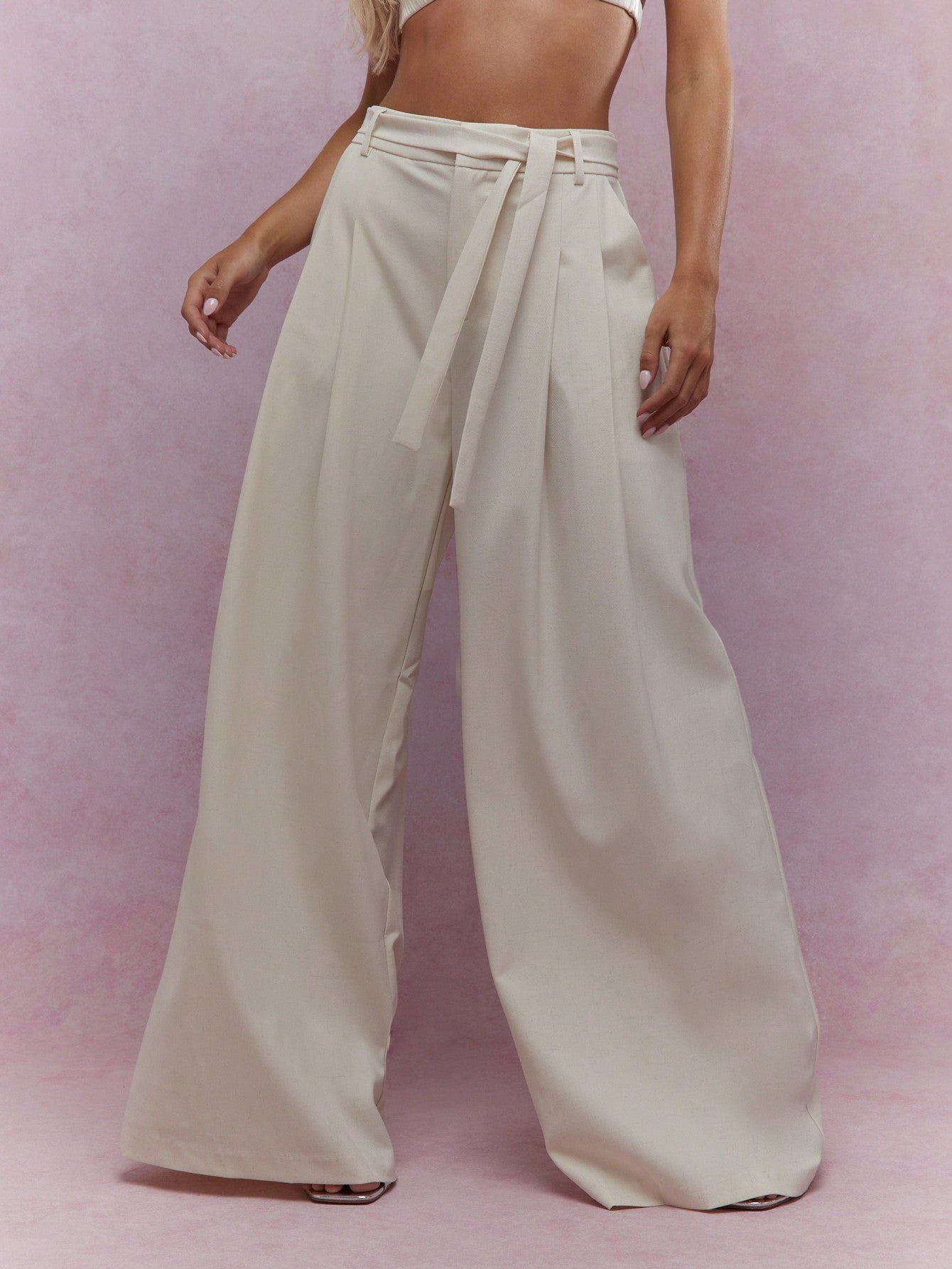 MISSGUIDED Tailored Pleated Wide Leg Pants