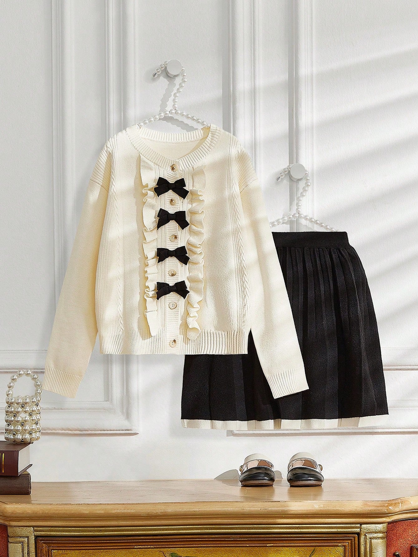 Tween Girl Round Neck Long Sleeve Bow Decor Cardigan And Skirt