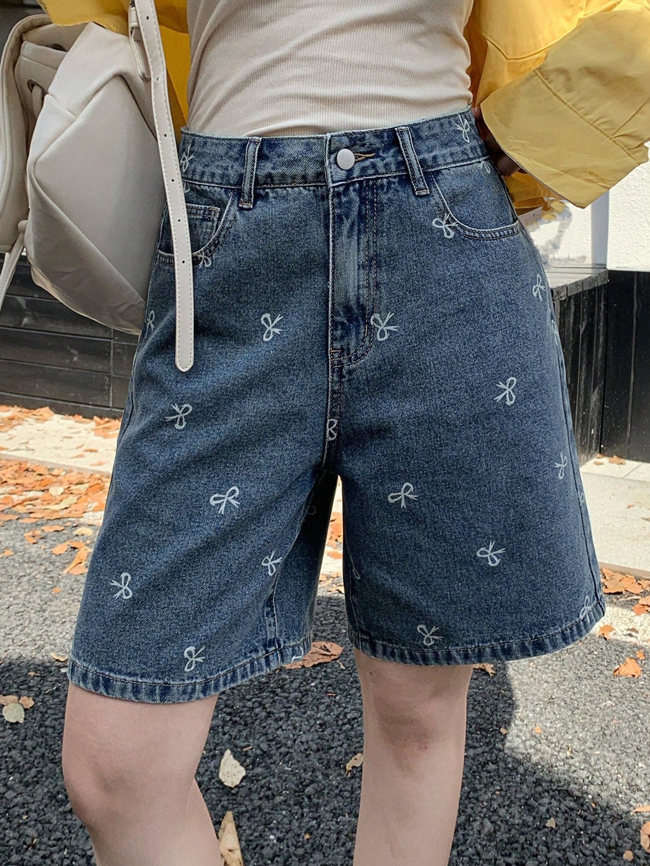 Women's Blue Washed Denim Shorts