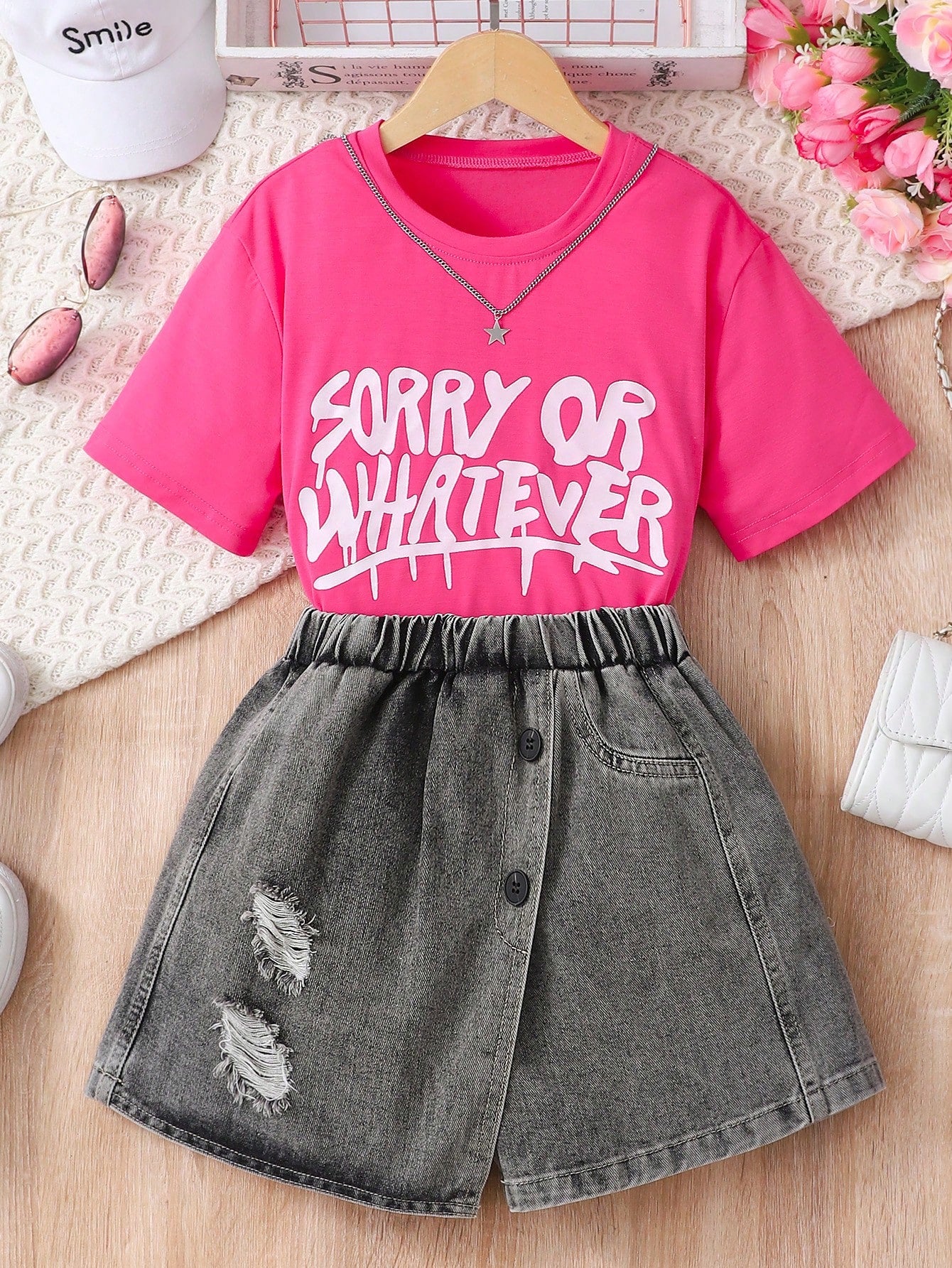 Kids Tween Girls  Slogan Graphic Tee & Ripped Denim Skirt