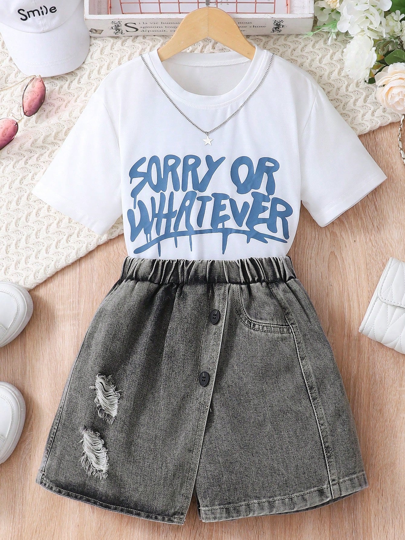 Kids Tween Girls  Slogan Graphic Tee & Ripped Denim Skirt