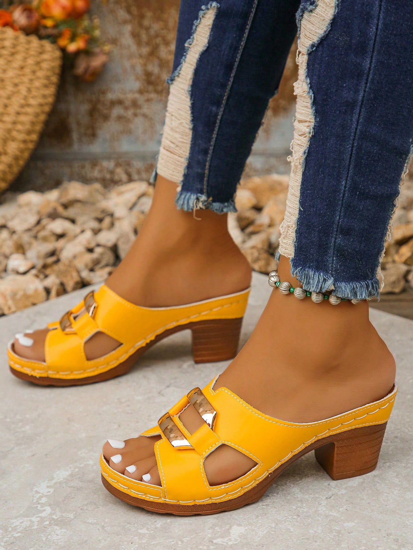 Plus Size 36-43 Summer New Fashionable & Elegant Yellow Metal Buckle High Heel Slide Sandals, Open Toe Thick Heel PU Daily Wear Platform Sandals For Women