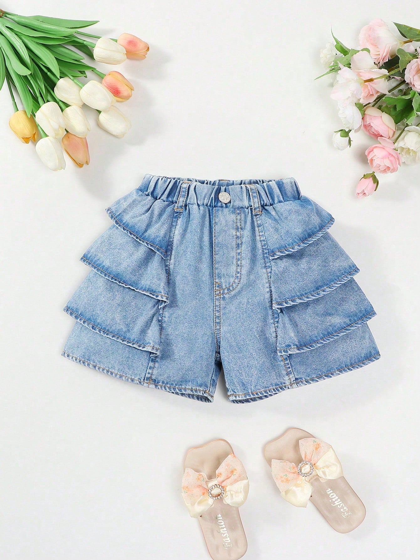 Young Girl Fashionable Summer Sweet Ruffle Trim Shorts For Casual Look