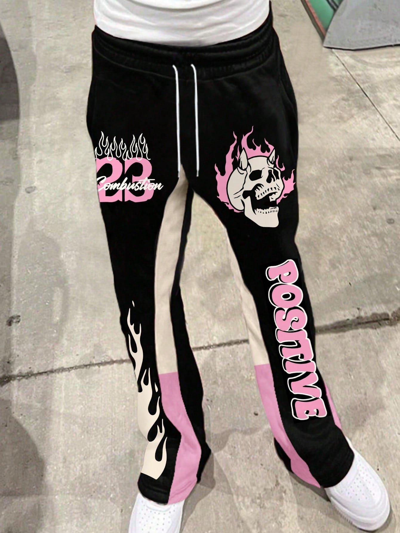 Black Streetwear Contrast Color Spliced Skull Flame Printed Pants