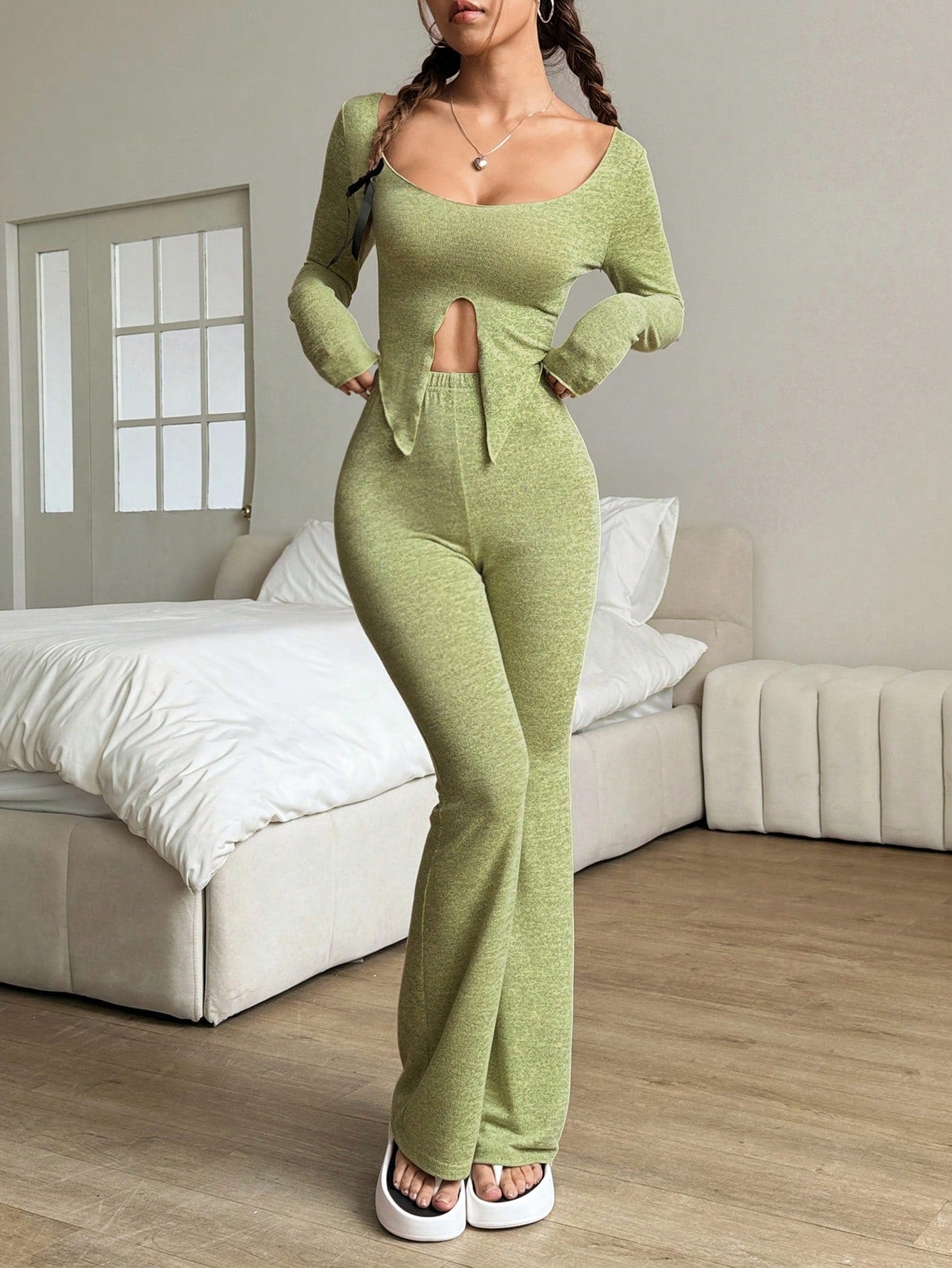 Women's Long Sleeve Ribbed T-Shirt And Pants Set With Split Hem Design