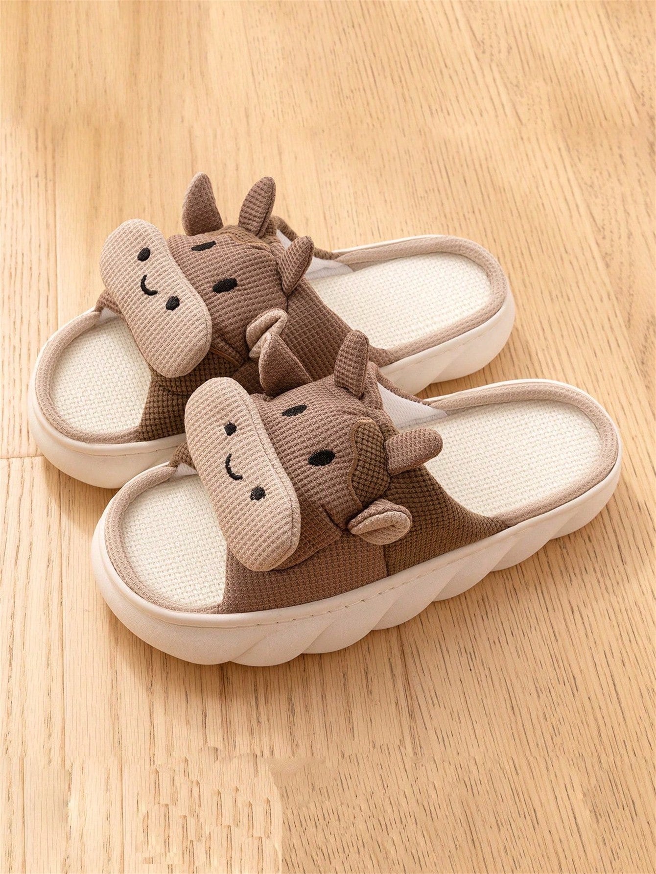 Cute Anti-Slip Thick-Soled Animal Open-Toe Slippers For Couples, Women And Men, For Indoor House Use, Beige, Suitable For All Seasons