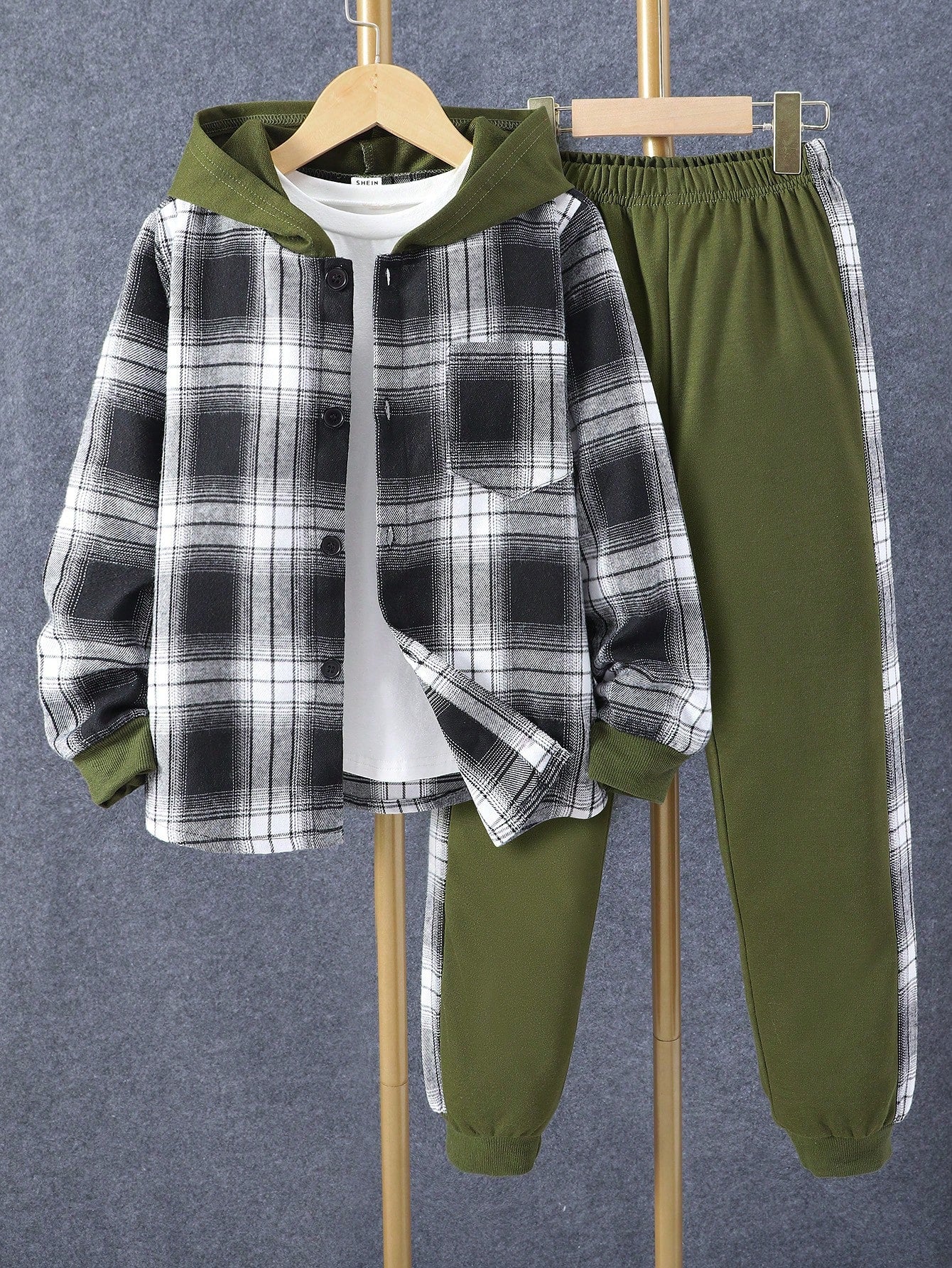 Tween Boy 1pc Plaid Print Button Front Hooded Shirt & 1pc Sweatpants