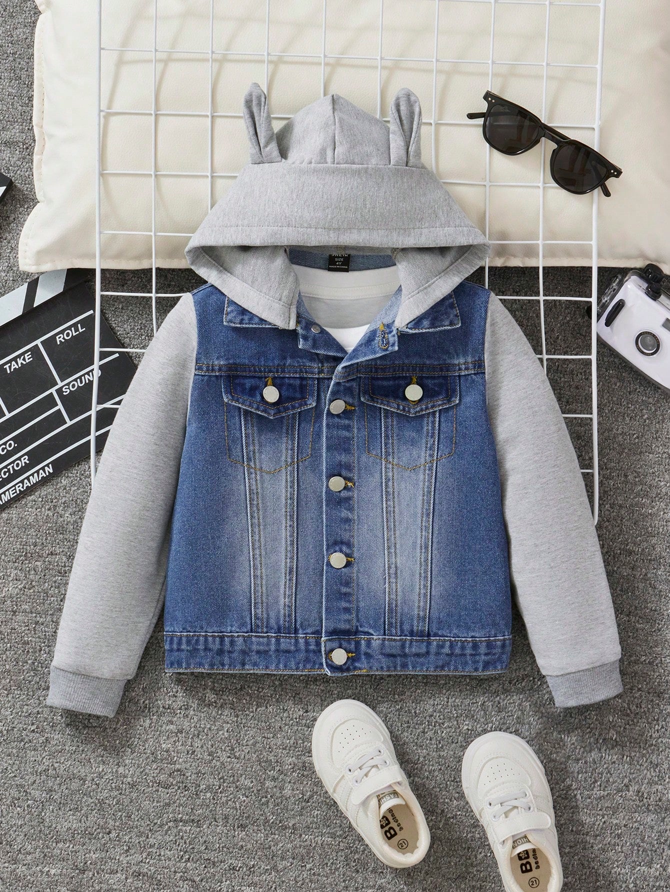 Young Boy Casual Fashionable Soft And Comfortable Mix Cool Grey Knit Hooded Long-Sleeved Patchwork Blue Denim Jacket For Dailywear And Back To School Boys Clothes