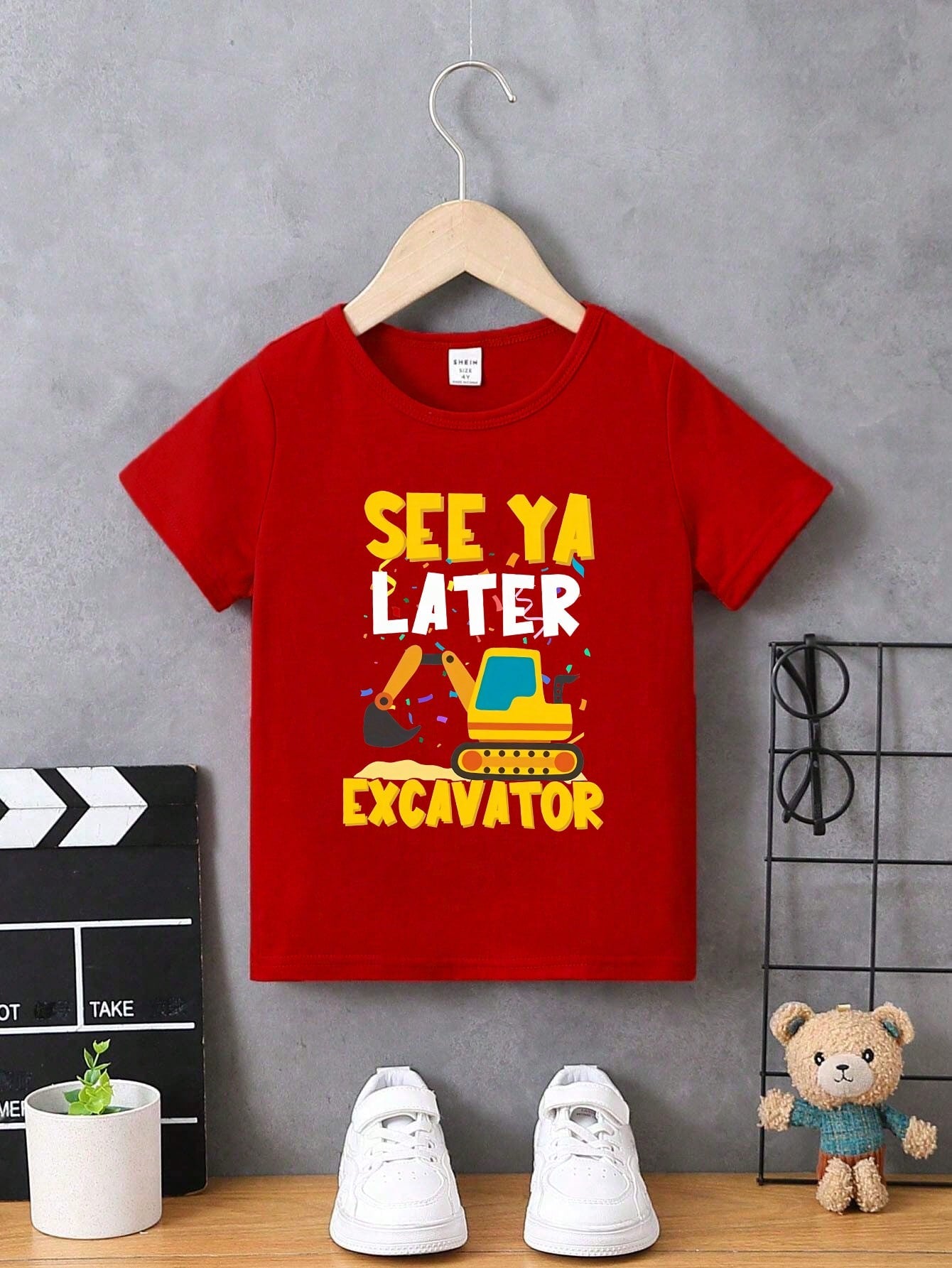 Young Boy's Casual Cartoon Excavator & Letter Print Round Neck Short Sleeve T-Shirt