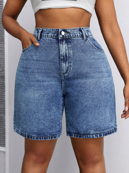 Plus Size Water Wash Slanted Pocket Straight Leg Denim Shorts