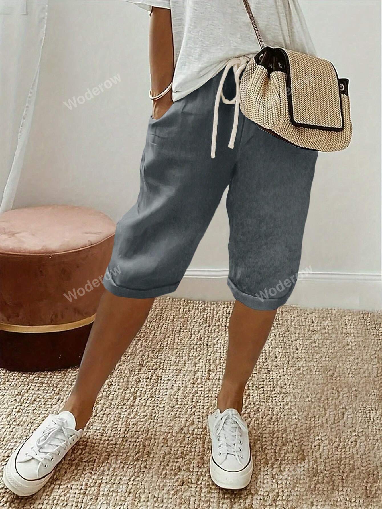 Women's Solid Color Drawstring Waist Pocketed Casual Bermuda Shorts