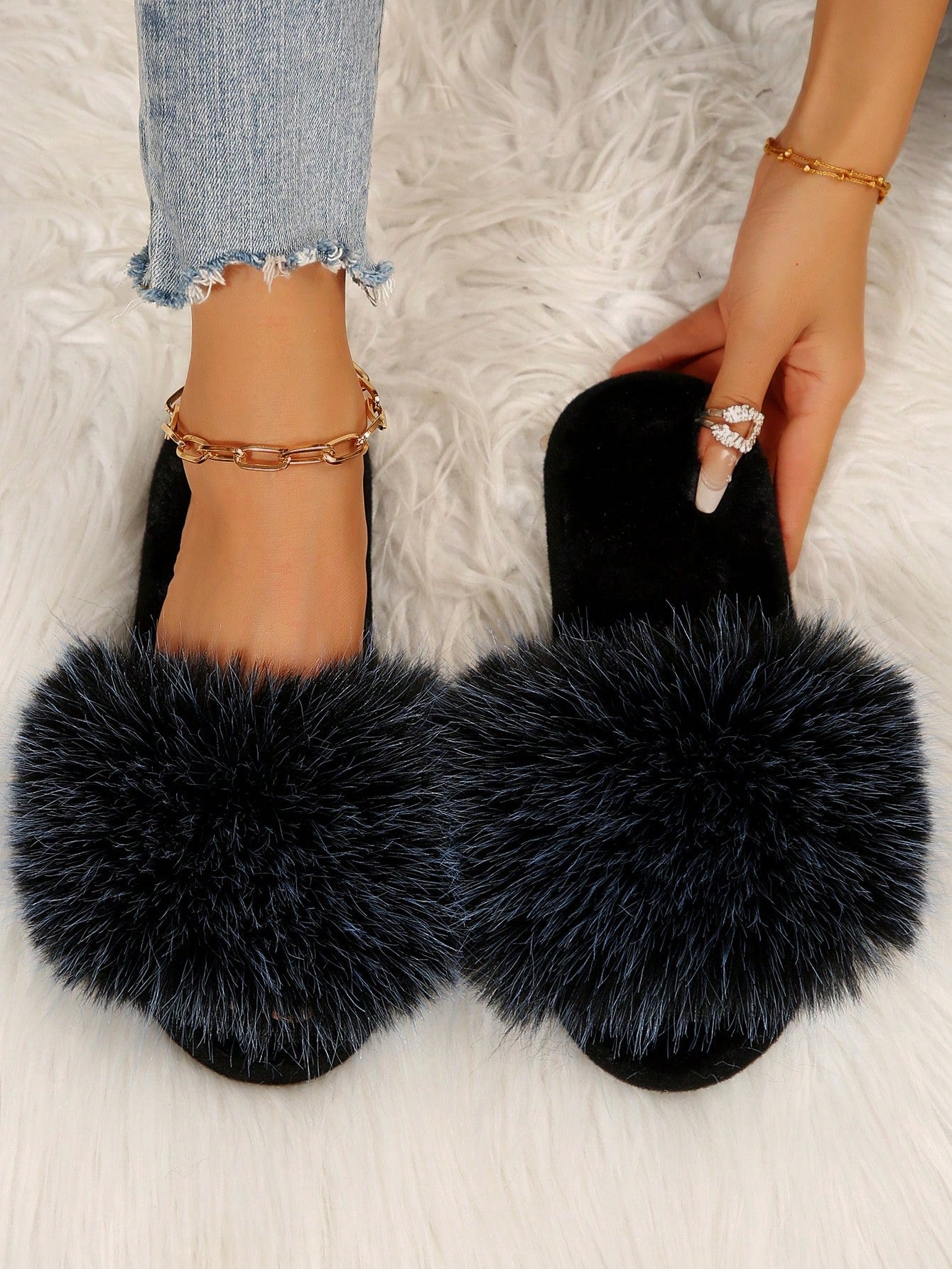 Women Fuzzy Bedroom Slippers, Fashion Home Slippers