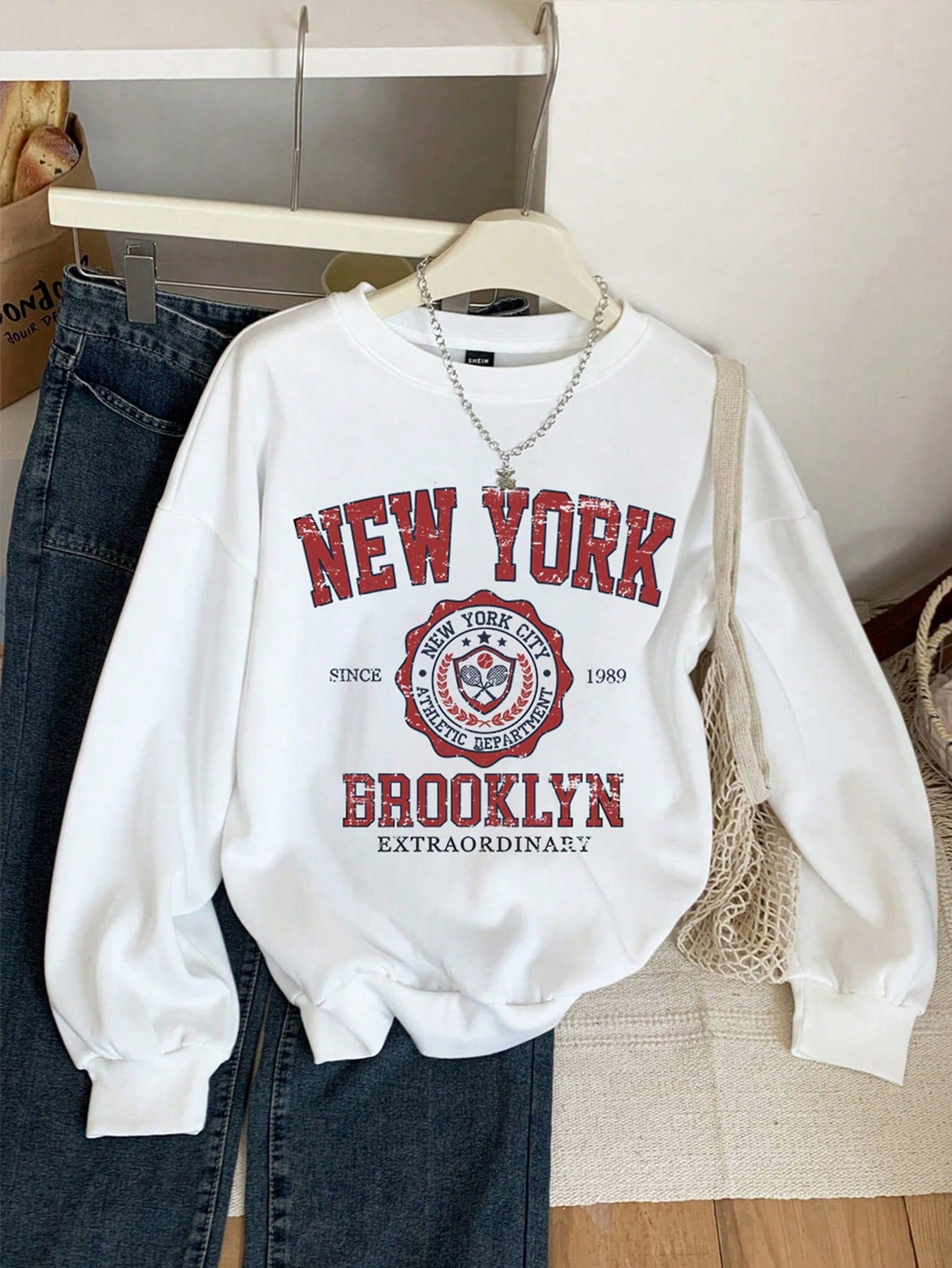 Casual Blue Star Print White Round Neck Long Sleeve Oversize Loose Women's Sweatshirt With Applique Each Star Is Unique And Shines Brightly Eternal Light