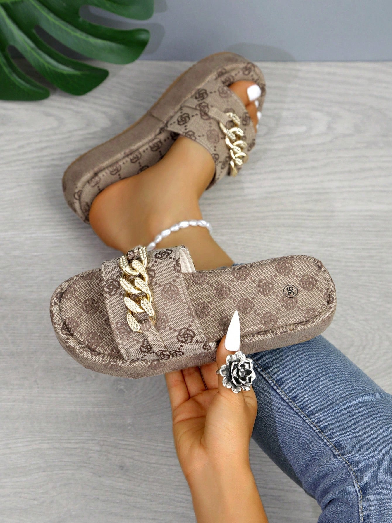 Women's Thick-Soled Slippers/Outdoor Wedge Heel Sandals/Allover Print Beach Shoes, Summer Fashion Casual Footwear