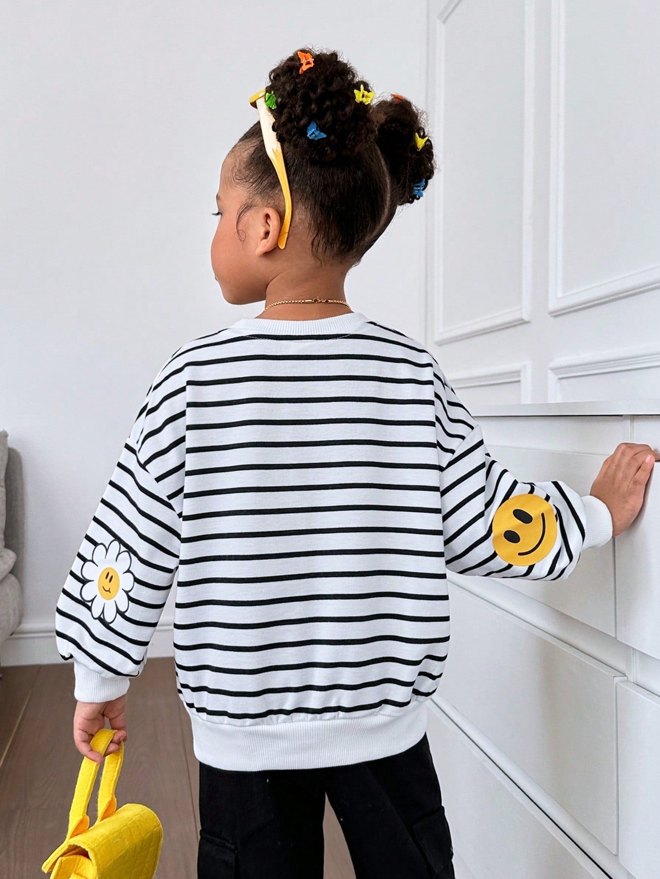 Young Girl Striped & Floral Print Drop Shoulder Sweatshirt