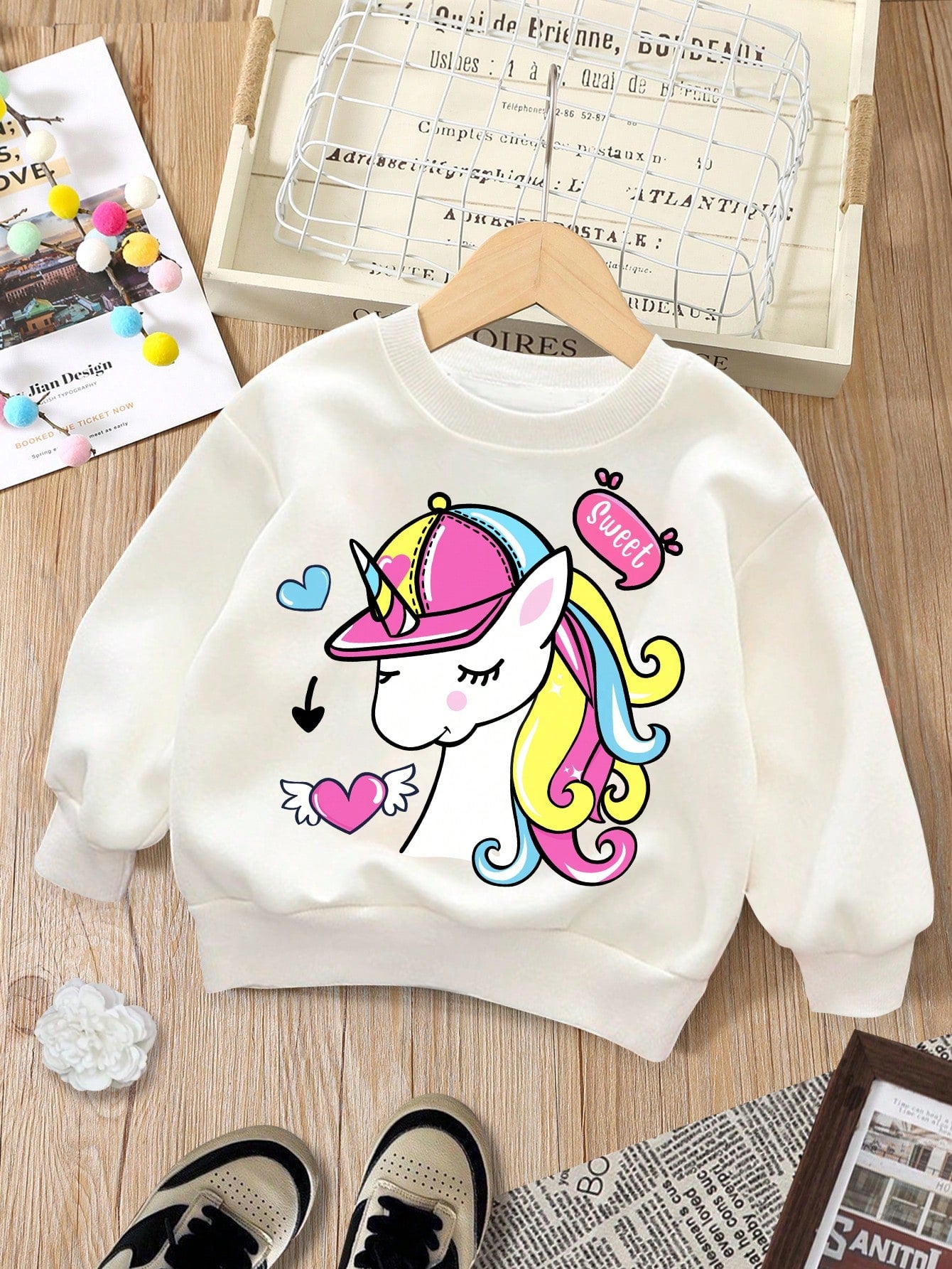 Young Girl Casual Long Sleeve Cartoon & Letter Print Fleece Pullover Sweatshirt With Round Neck, Suitable For Autumn & Winter