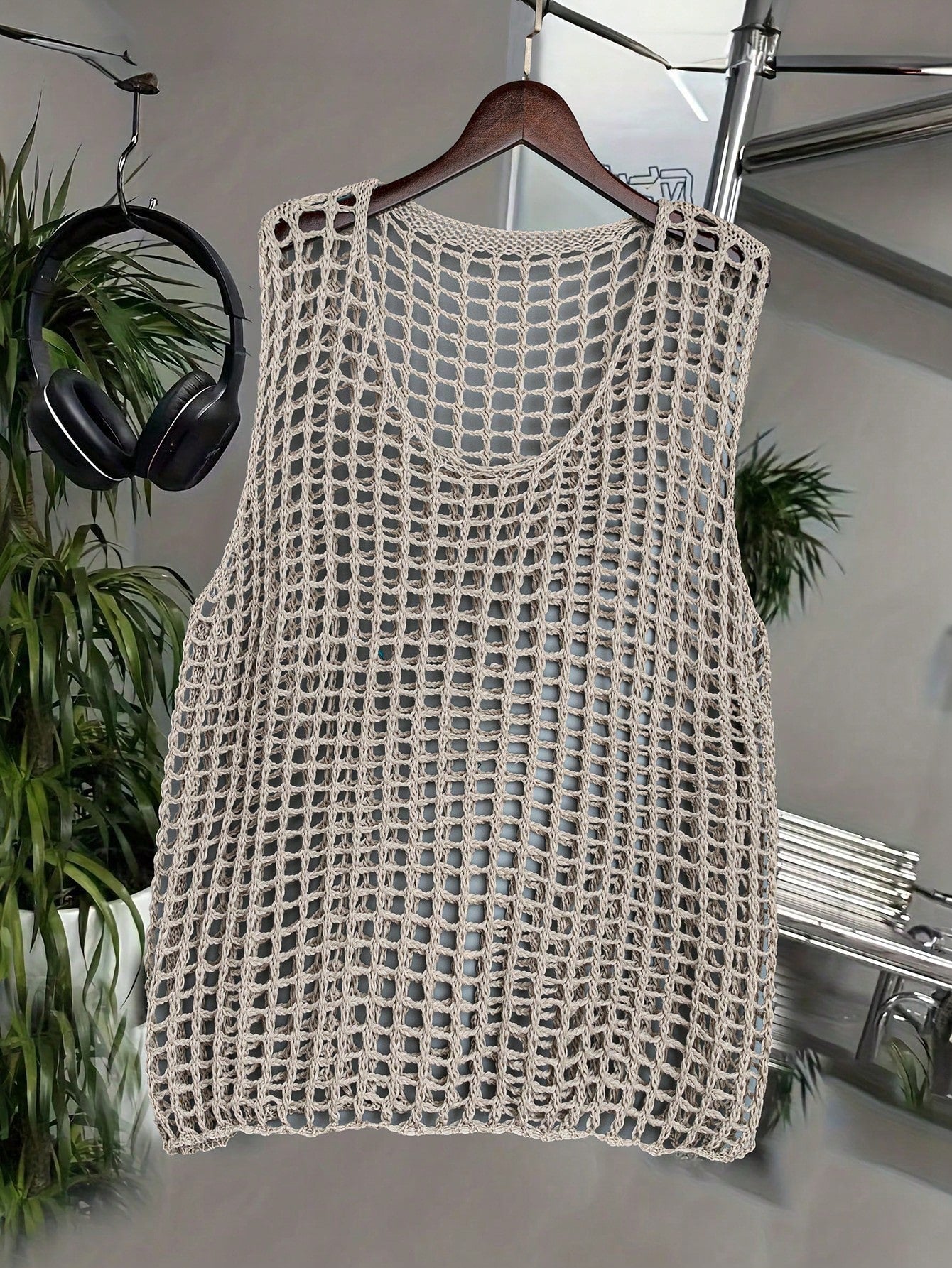 Plus Size Women's Solid Color Hollow-Out Loose Casual Hollow Out Knit Sweater Vest, Spring & Summer