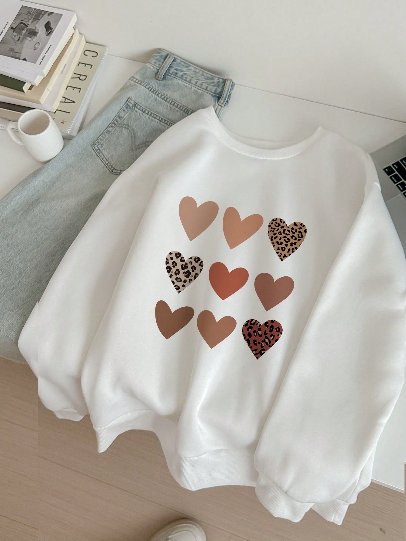 Casual Blue Star Print White Round Neck Long Sleeve Oversize Loose Women's Sweatshirt With Applique Each Star Is Unique And Shines Brightly Eternal Light