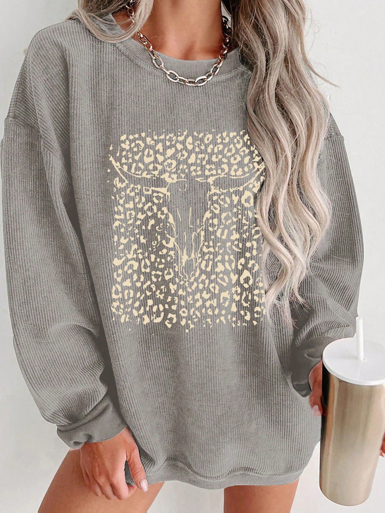 Women's Leopard Print Star Pattern Drop Shoulder Loose Casual Sweatshirt