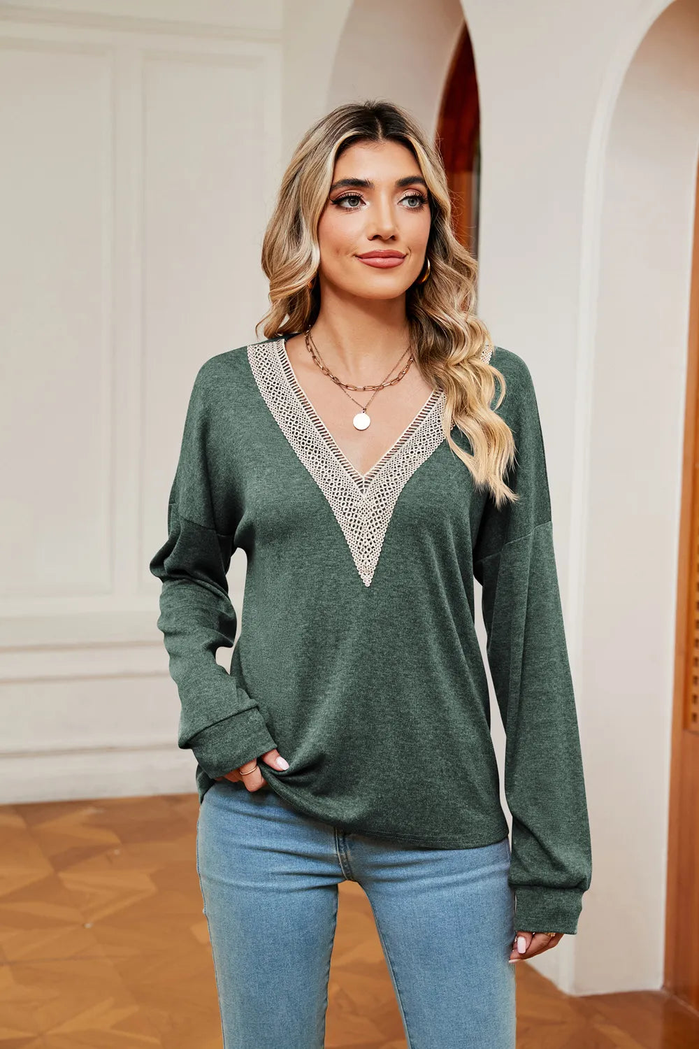 Contrast V-Neck Long Sleeve Blouse