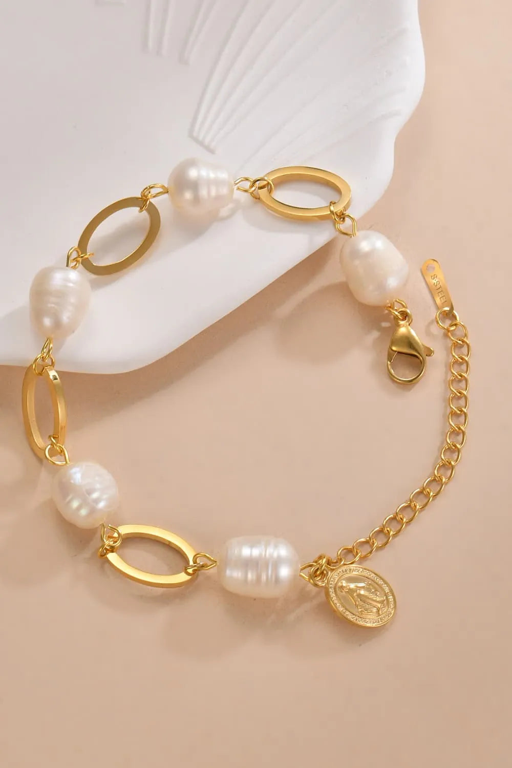 14K Gold-plated Lobster Closure Freshwater Pearl Bracelet