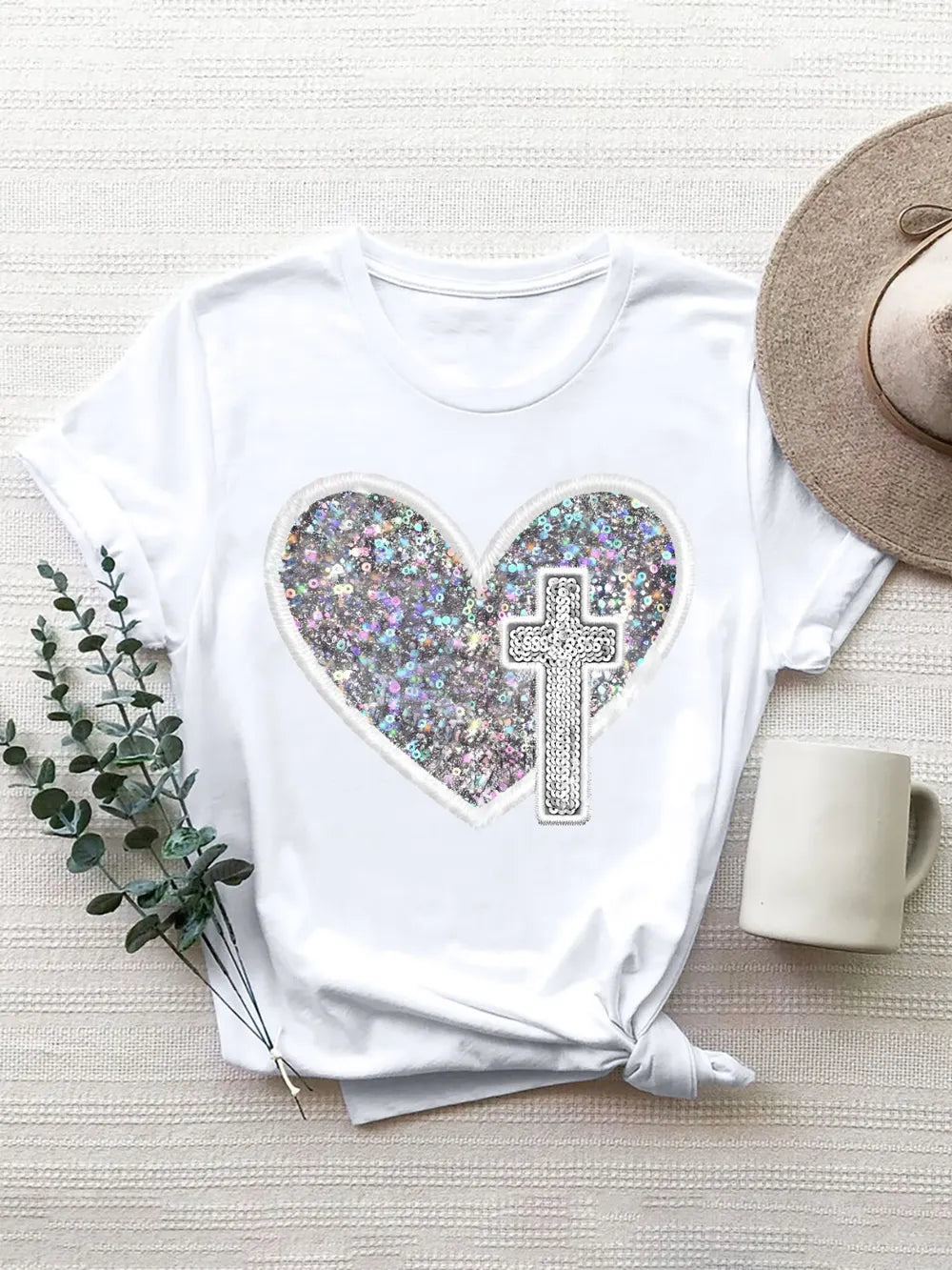 Graphic Heart Round Neck Short Sleeve T-Shirt