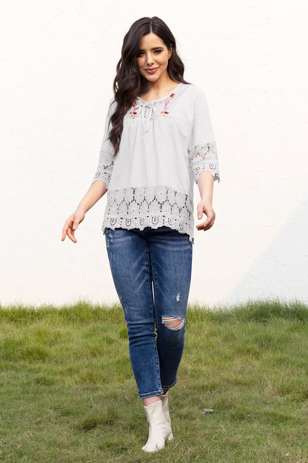 Tie Neck Lace Detail Half Sleeve Blouse