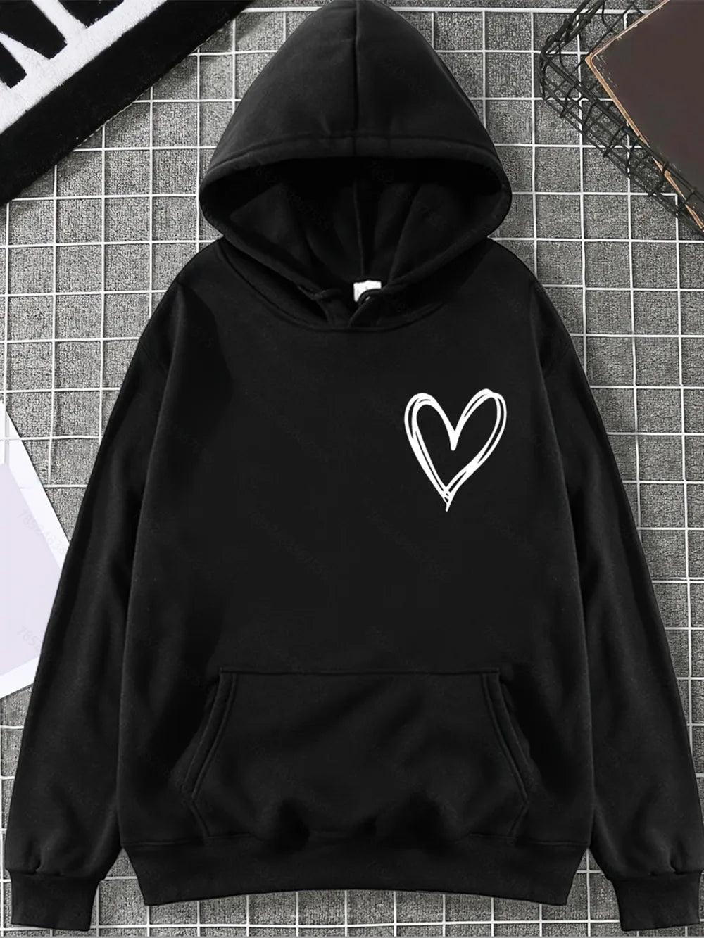 Heart Graphic Drawstring Hoodie with Pocket