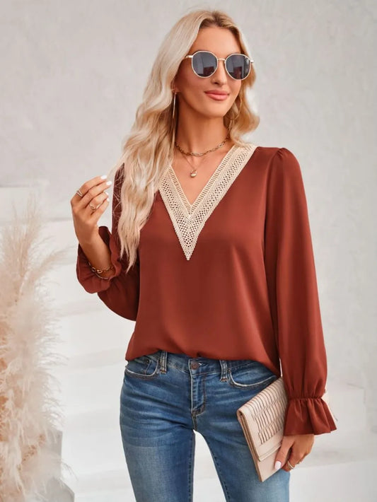 Contrast Trim Flounce Sleeve V-Neck Blouse