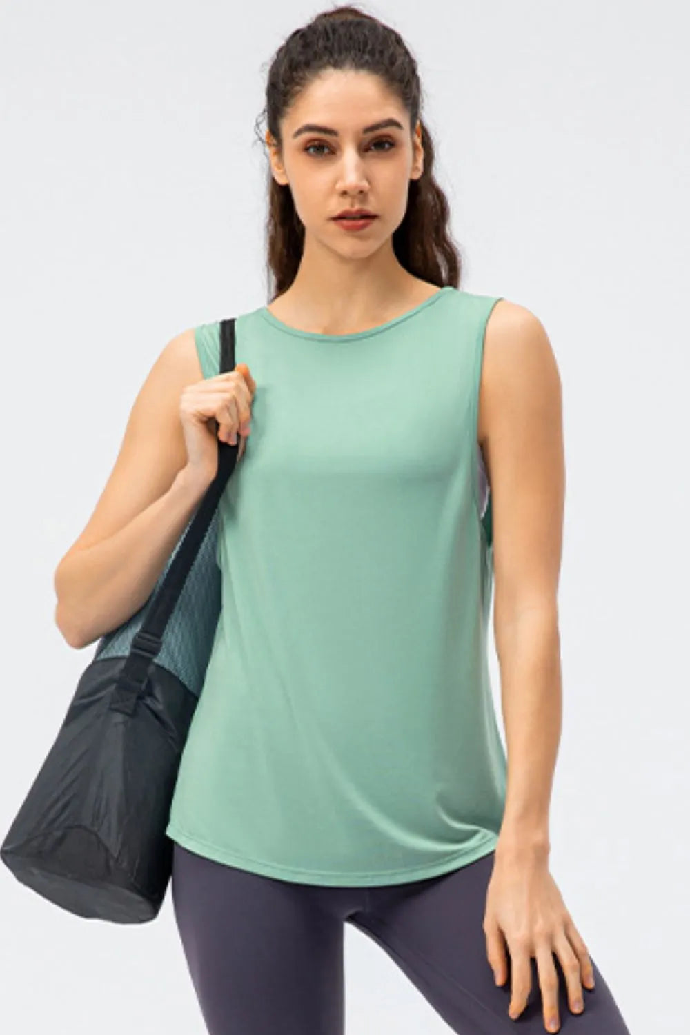 Cutout Reversible Active Tank