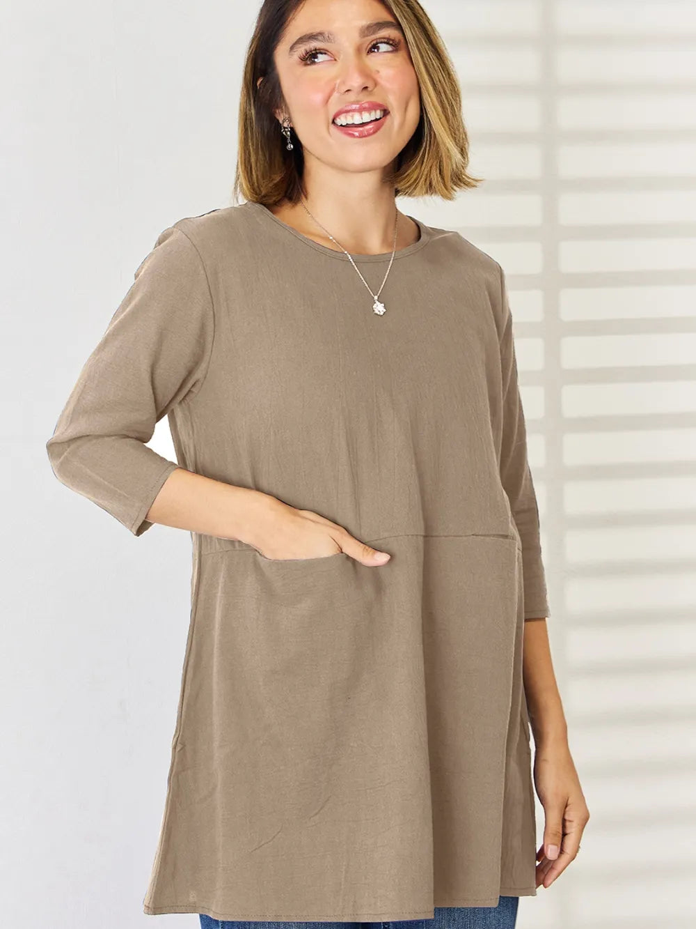 Pocketed Round Neck Half Sleeve Blouse