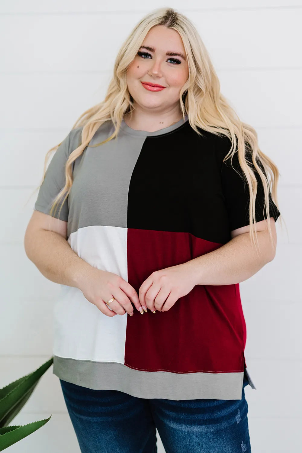 Plus Size Color Block Round Neck T-Shirt