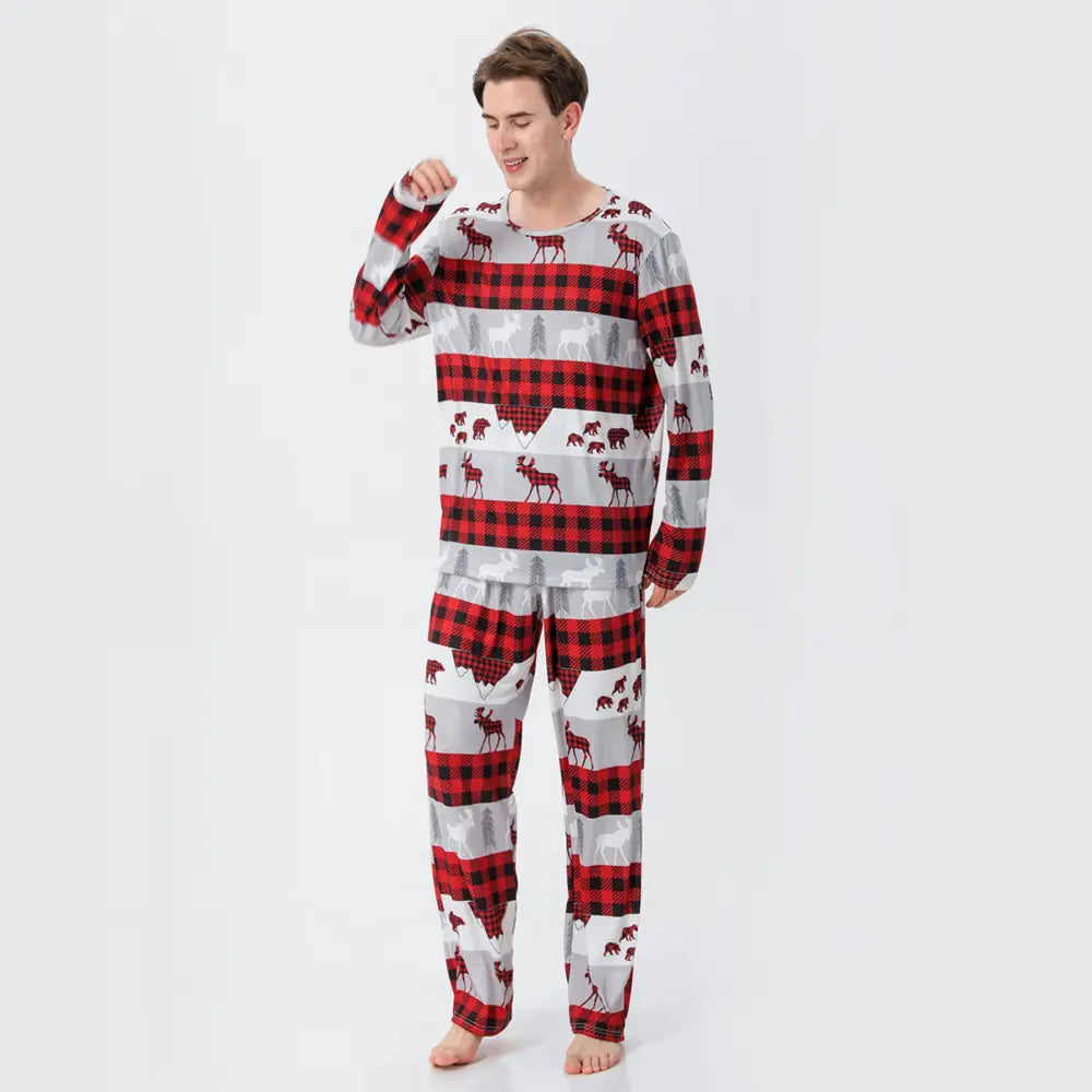 Men Reindeer & Plaid Top and Pants Set